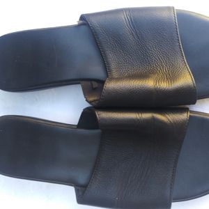 Women sandals upper leather